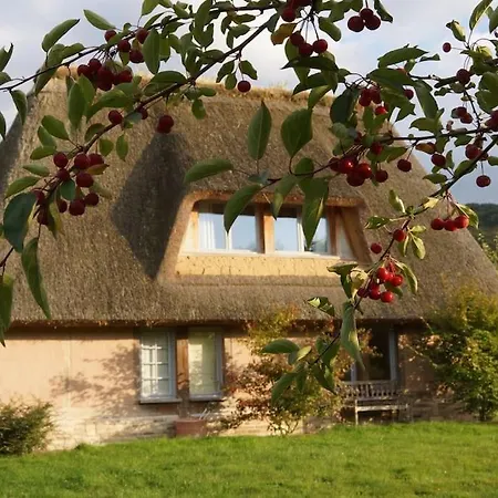 Deux Chaumieres Normandes *